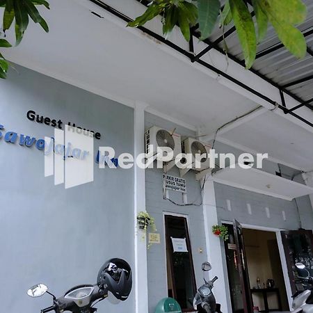 Sawojajar Inn Mitra Reddoorz Malang Extérieur photo